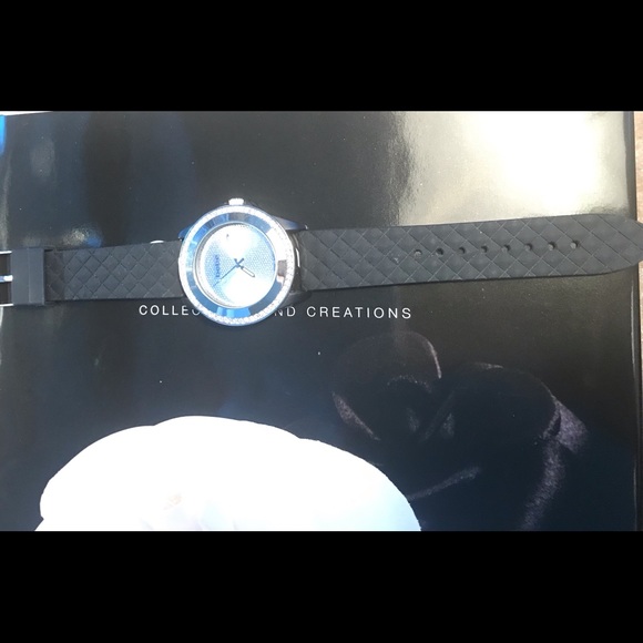 Bebe 💯 Authentic - Picture 2 of 4